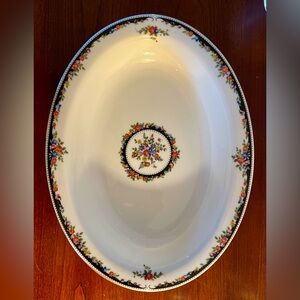 Wedgwood Osborne 10” Oval Serving Bowl